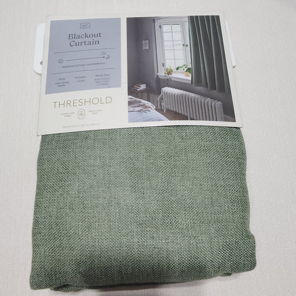 Threshold blackout curtain W 50'' x L 63'' Fern green Aruba - Picture 1 of 6